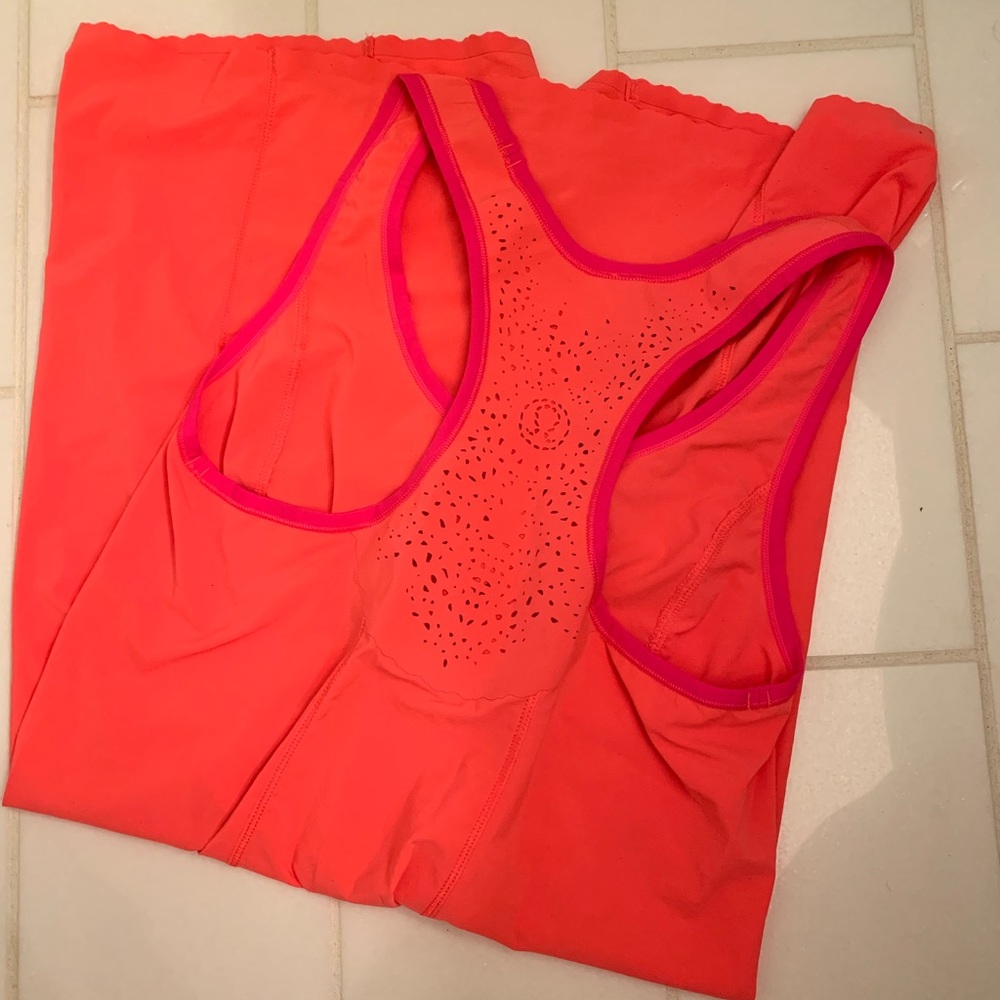 Lululemon DRESS size 4 !!